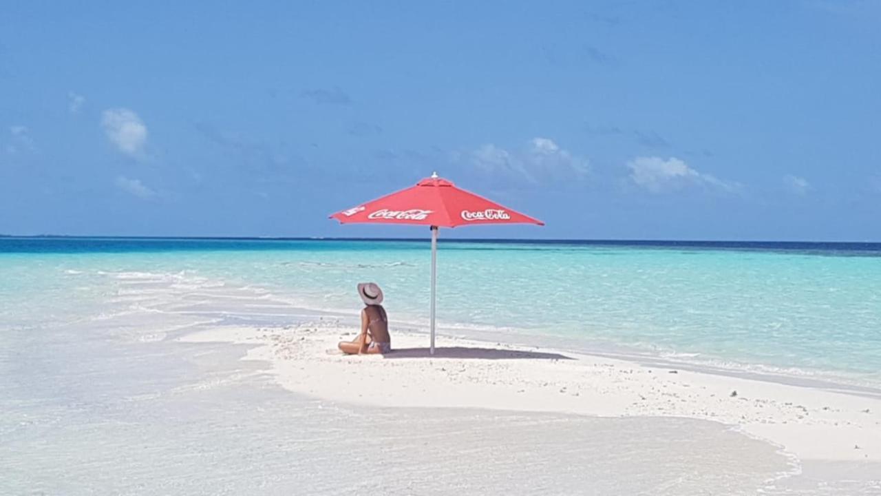 Batuta Maldives Inn Thulusdhoo Exterior foto