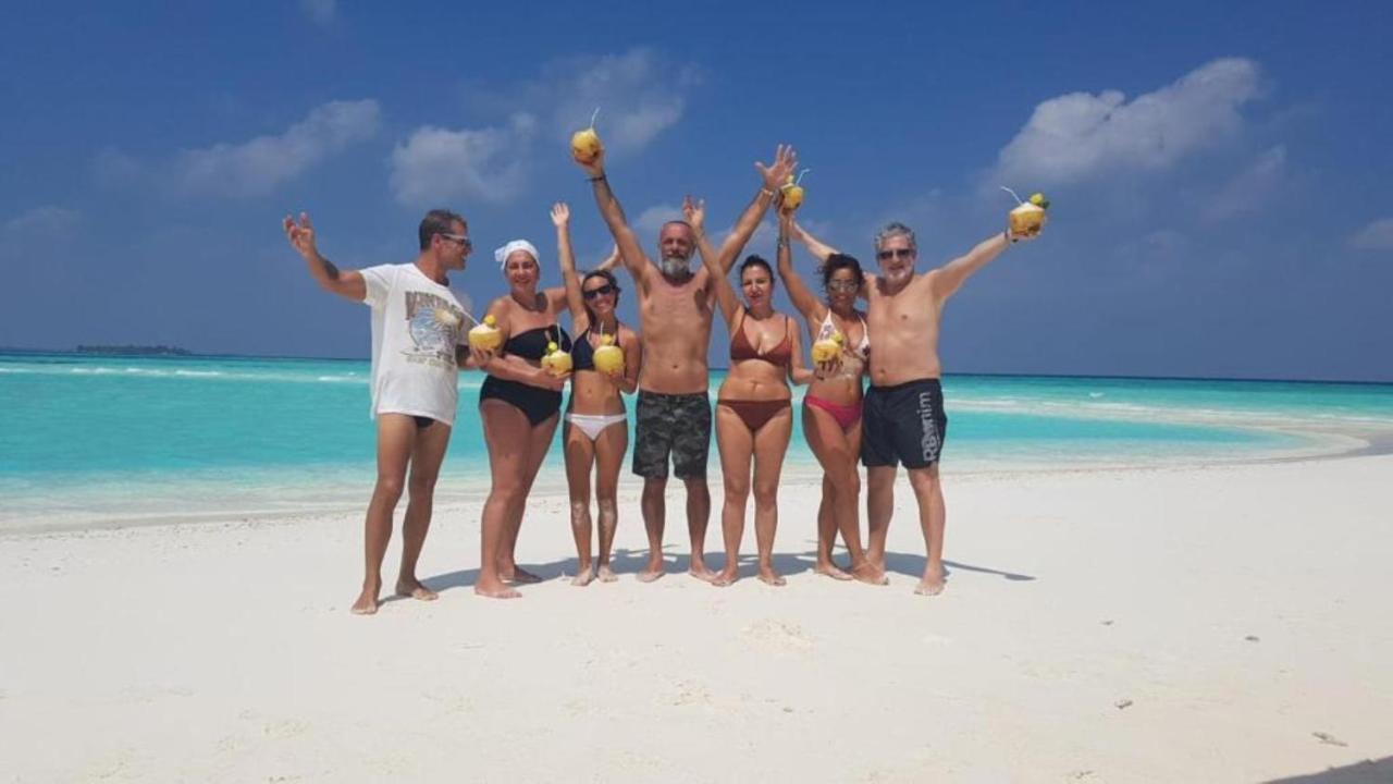 Batuta Maldives Inn Thulusdhoo Exterior foto