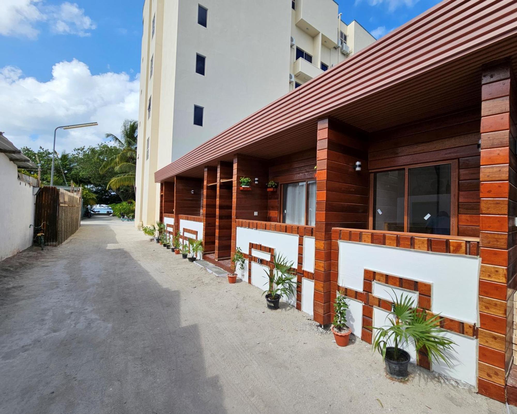 Batuta Maldives Inn Thulusdhoo Exterior foto